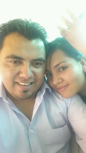 Presuman a su prometido!! - 1