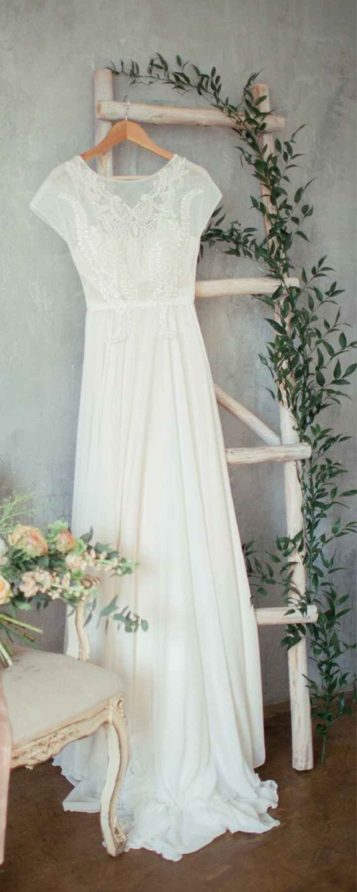 Vestido para el civil, color ¿blanco, celeste, otro color? - 3