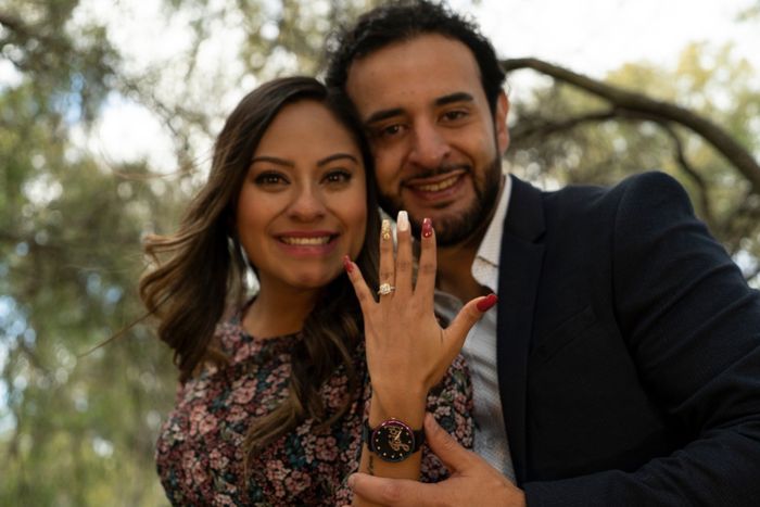 Post del día: Martes con m de Muestren sus anillos o reloj de compromiso. 12