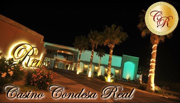 LA ENTRADA DEL SALON DONDE NOS CASAREMOS