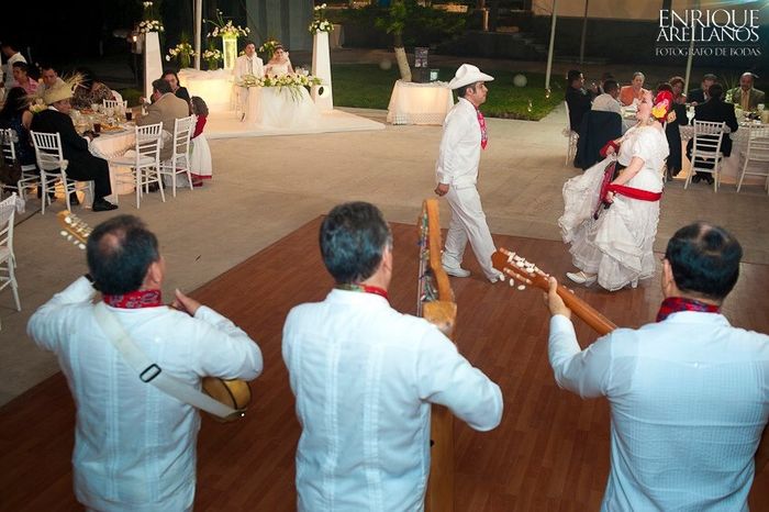 Baile jarocho en la boda... - 2