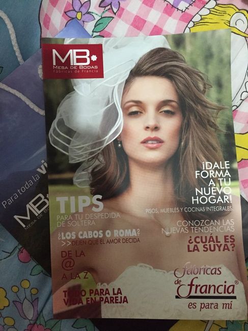 Mi mesa de regalos con regalo extra  - 4