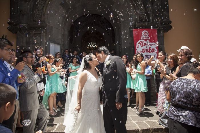 Presuman su foto... la iglesia!! - 1