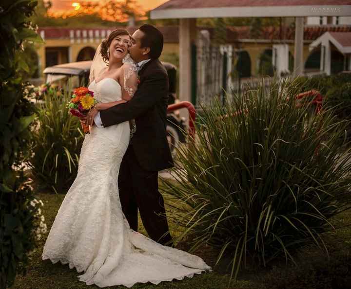 Chicas compartan su vestido de novia - 2