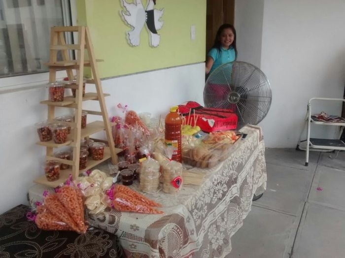la mesa de dulces a medias :p