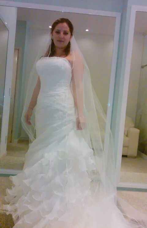 Chicas compartan su vestido de novia - 1