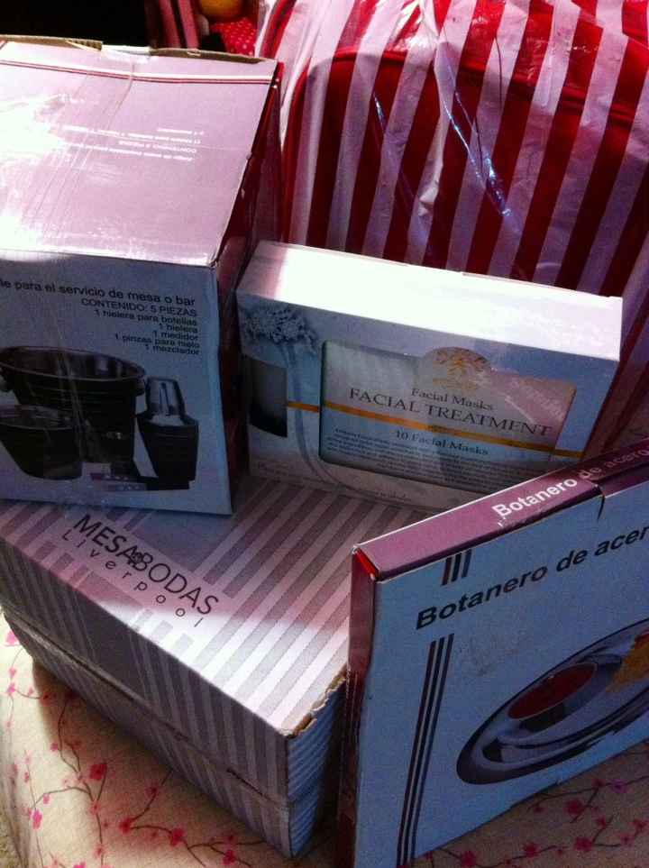 Mesa de regalos:....  listo  - 1