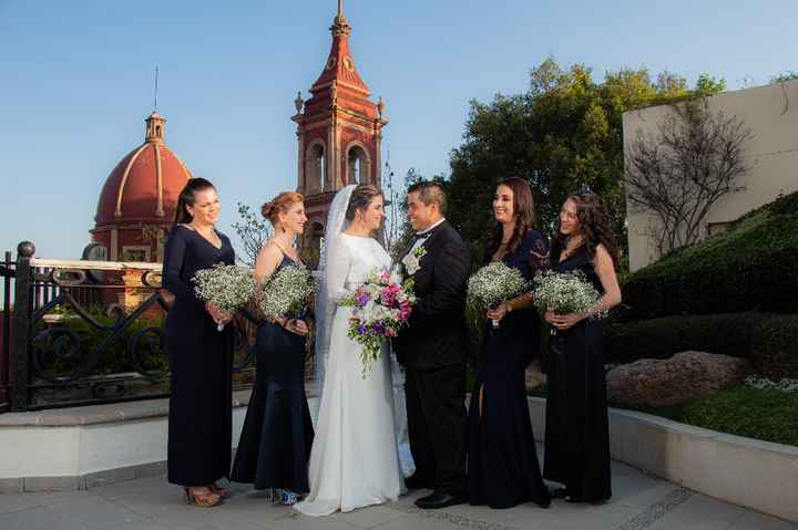 Muestren sus Damas de honor - 2