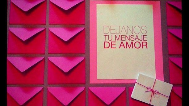 Muro de sobres para mensajes a los novios..!