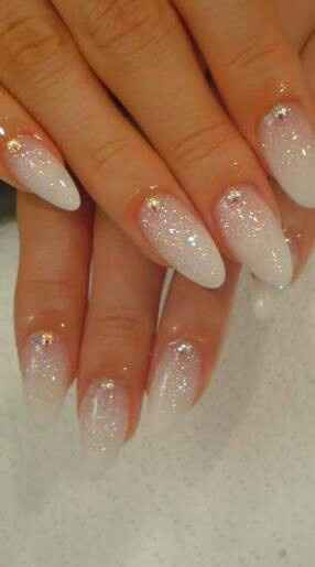 Ayuda con mis uñas - 1