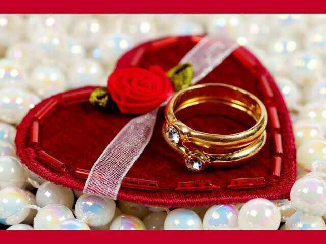 Combinaciones de colores en rojo y dorado - 21