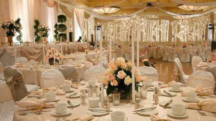 Combinaciones de colores en blanco y dorado - 22