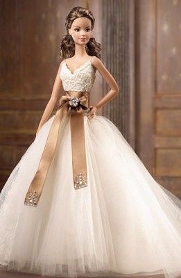  Monique Lhuillier