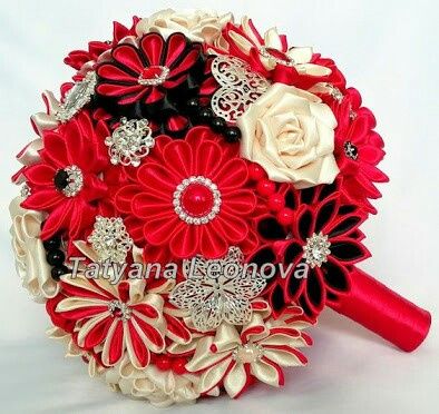 Combinación de colores beige y rojo - 18