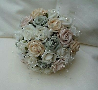 Combinaciones de colores en gris y durazno - 18