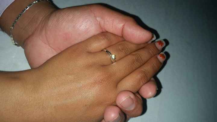 Presuman su anillo de compromiso!! - 1