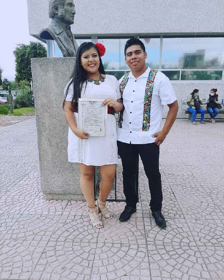 Reto con regalo: Sube una foto con tu pareja🎁 - 1