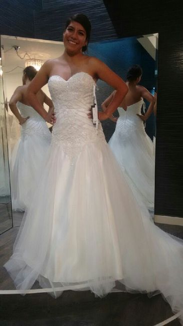 Que vestido me queda mejor...me gustaria saber su opinion! - 1