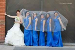 DAMAS EN COLO AZUL