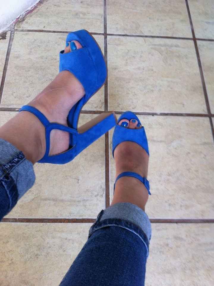 Mis zapatillas de novia!