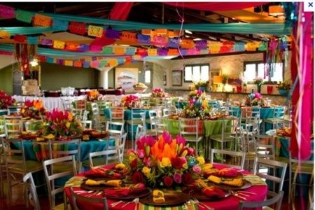 bodas en color