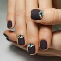 Uñas con cristales swarovsky - 1
