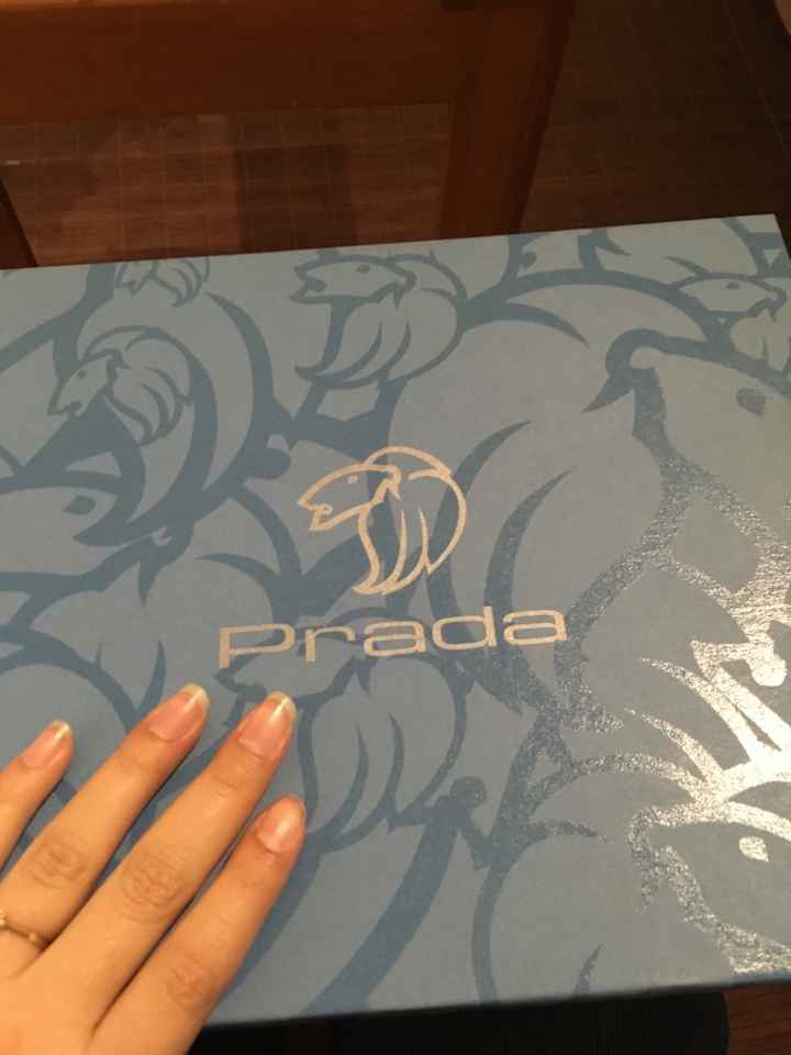 Tengo mis zapatos para el día b - 5