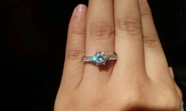 Mi anillo de compromiso - 1