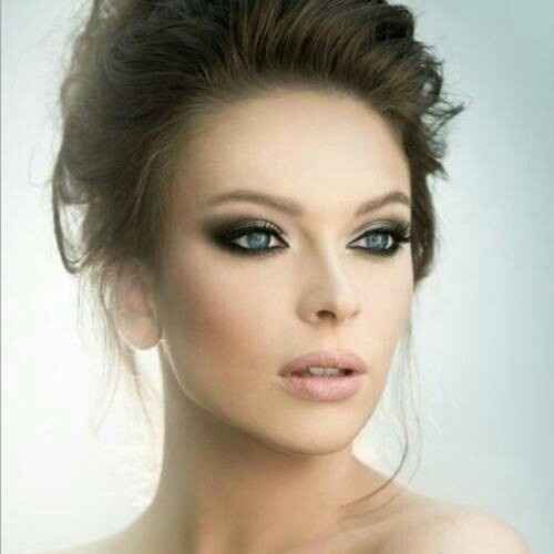 Mi maquillaje favorito es... - 1