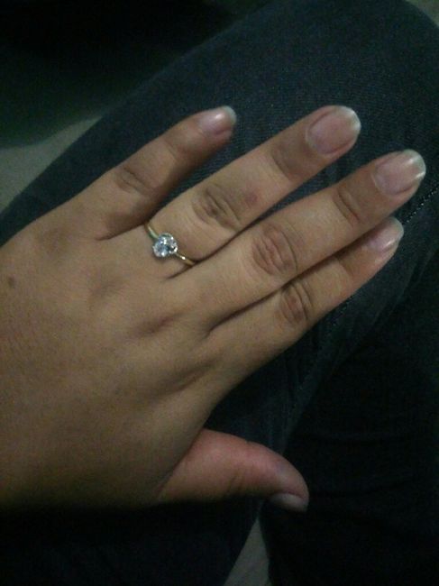 Tu anillo de compromiso se parece a... - 1