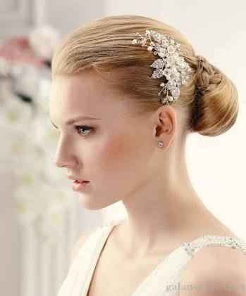 Como se pone este tocado??? - 2