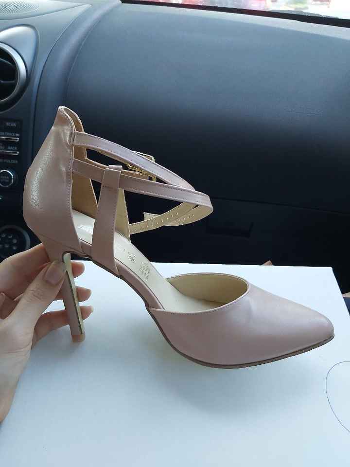 Color de los zapatos - 1