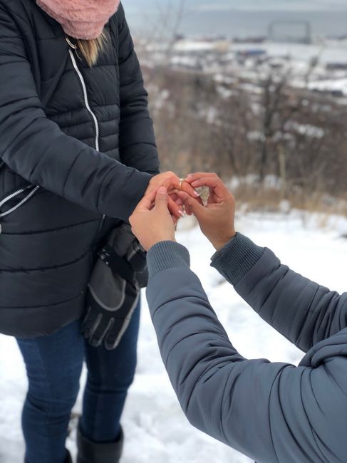 ¿Tu pareja se arrodilló cuando hizo la propuesta?🎁 5