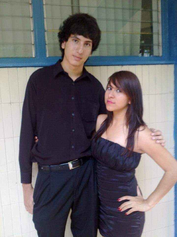 Polluelos que no sabían que estarían juntos toda la vida 