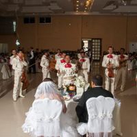 Las sillas de los novios