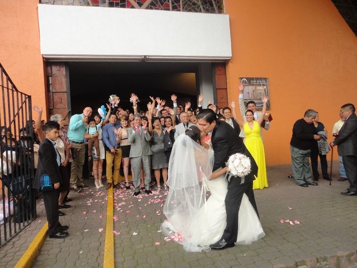 Saliendo de la Iglesia!