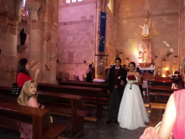 Saliendo del templo