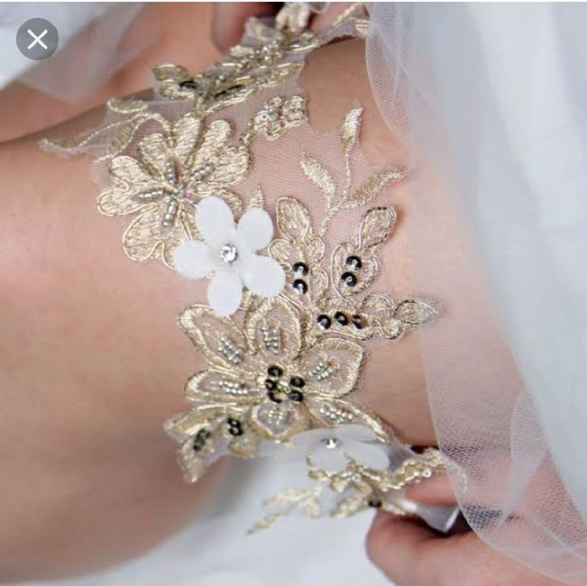 Ligas en dorado - 13