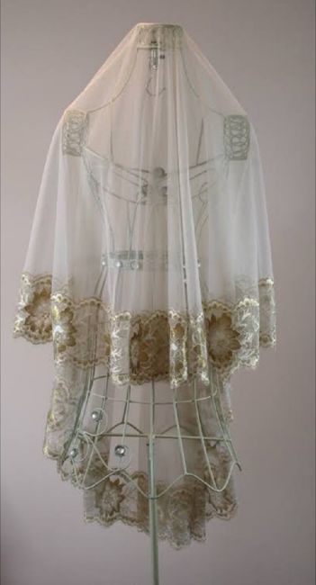 Velo con toque dorado - 6