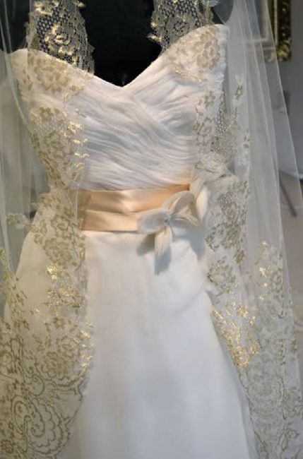 Velo con toque dorado - 14