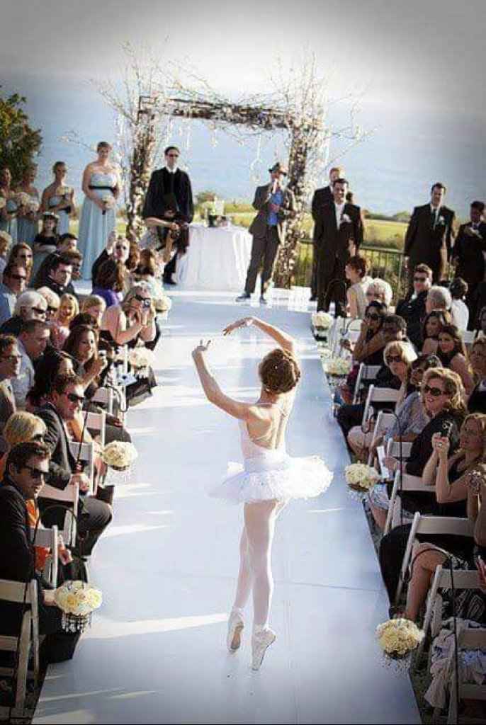 Novias bailarinas. - 1