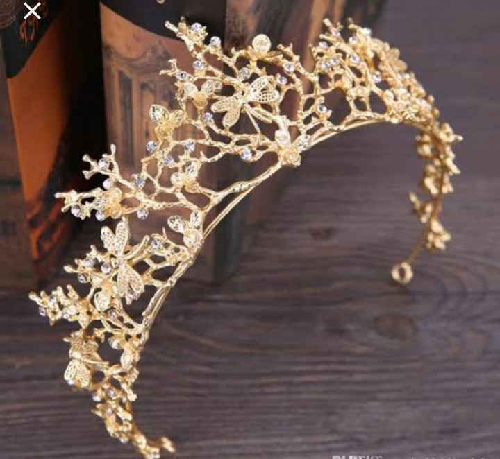 Tiaras doradas - 5