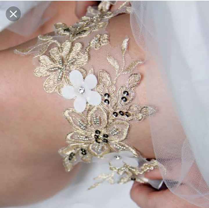 Ligas en dorado - 13