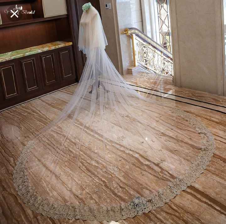 Velo con toque dorado - 1