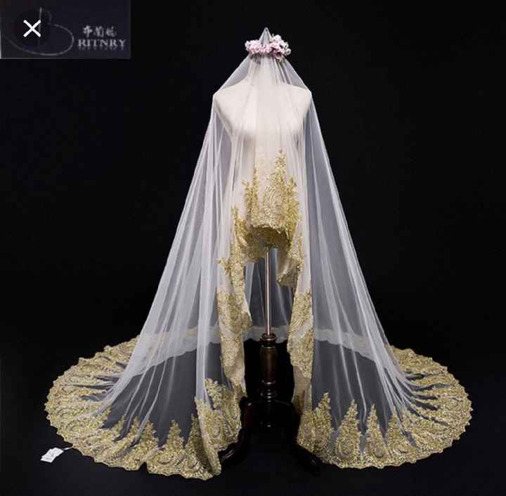 Velo con toque dorado - 10