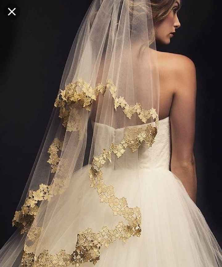 Velo con toque dorado - 12