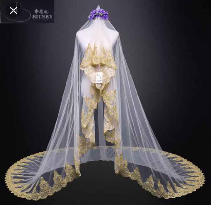 Velo con toque dorado - 15