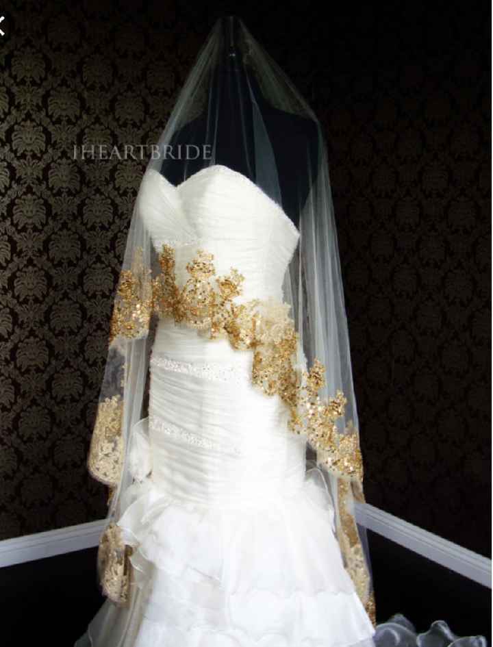 Velo con toque dorado - 18