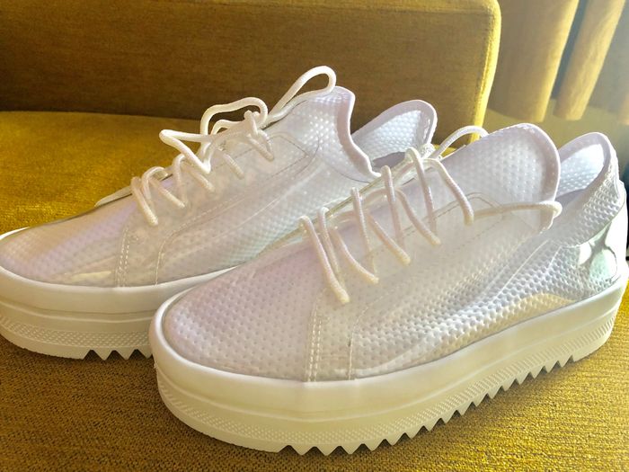 Ya tengo mis tenis para la boda 👰🏻👟🤩 - 1