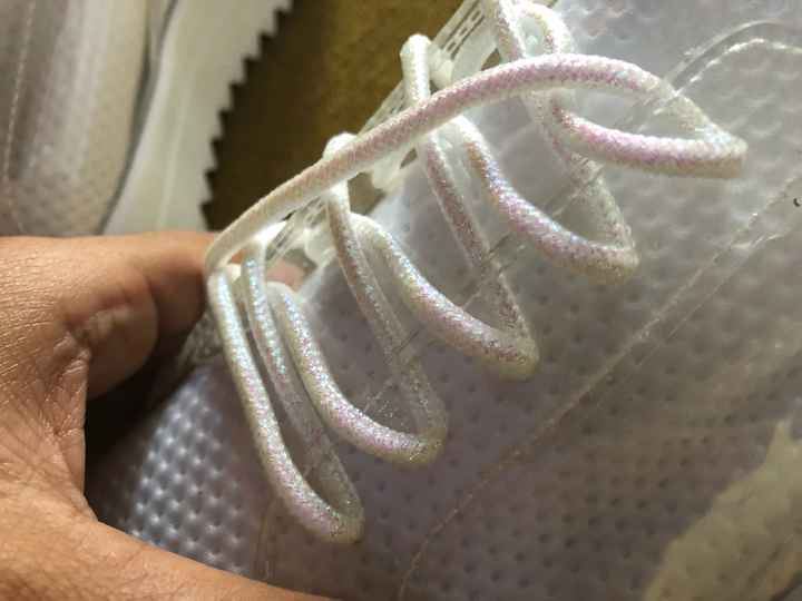 Ya tengo mis tenis para la boda 👰🏻👟🤩 - 1